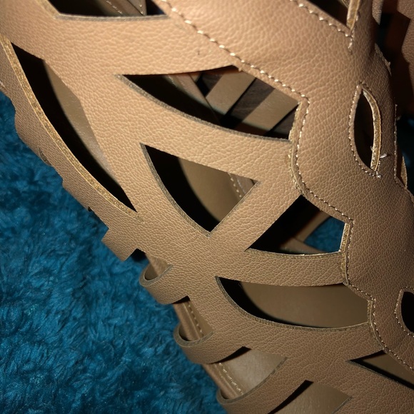 Cato 3 1/2” cone heel booties SZ 11 NWOT - Picture 3 of 5